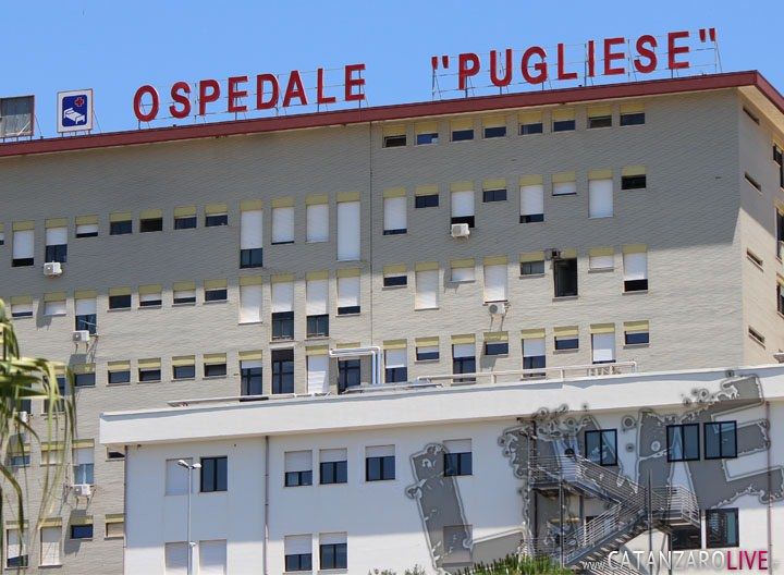 Donna travolta da uno scooter a Lamezia Terme, in prognosi riservata