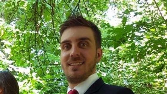 «Carlo si è allontanato perché non stava per laurearsi»