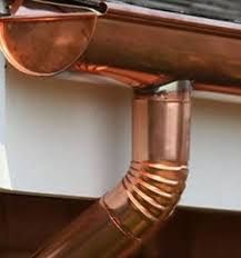 Rubano le gronde di un ex convento