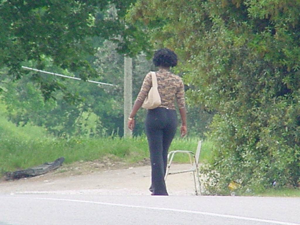 Riti voodoo per farle prostituire, sgominata rete di sfruttamento