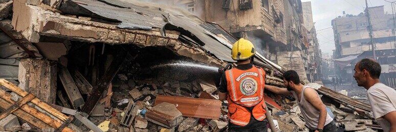 Hamas, attacchi israeliani nella notte: 30 morti