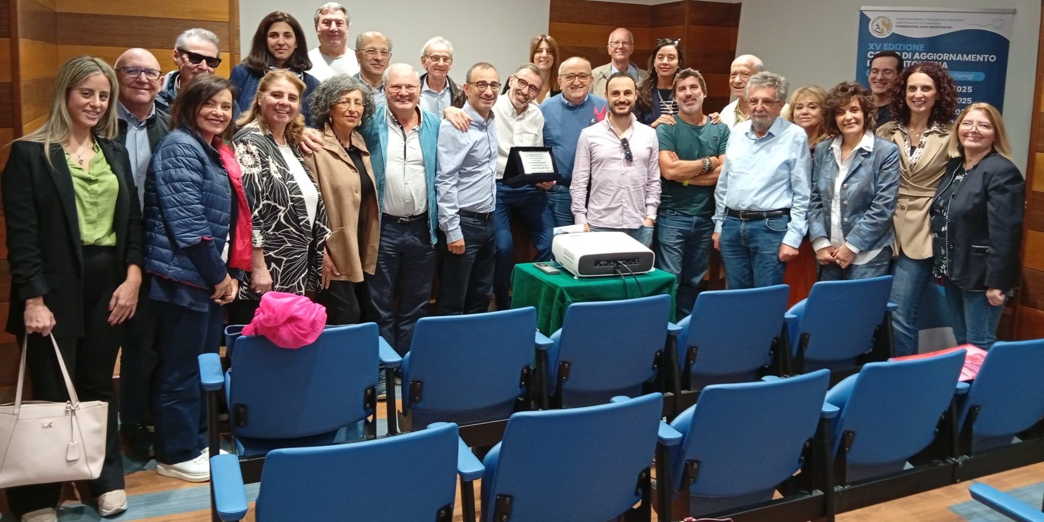 Gli odontoiatri lanciano l’allerta salute sul turismo dentale all’estero