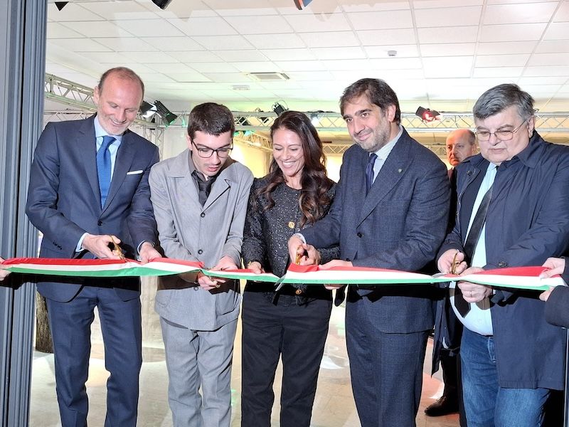 Autismo e cultura, Giusy Versace ha inaugurato una speciale mostra dell’Automobile Club d’Italia