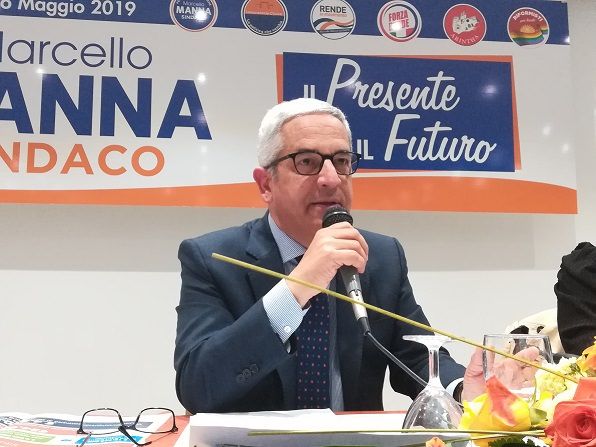 Manna non teme gli avversari: «Sono divisi, pensano solo alle poltrone» – VIDEO