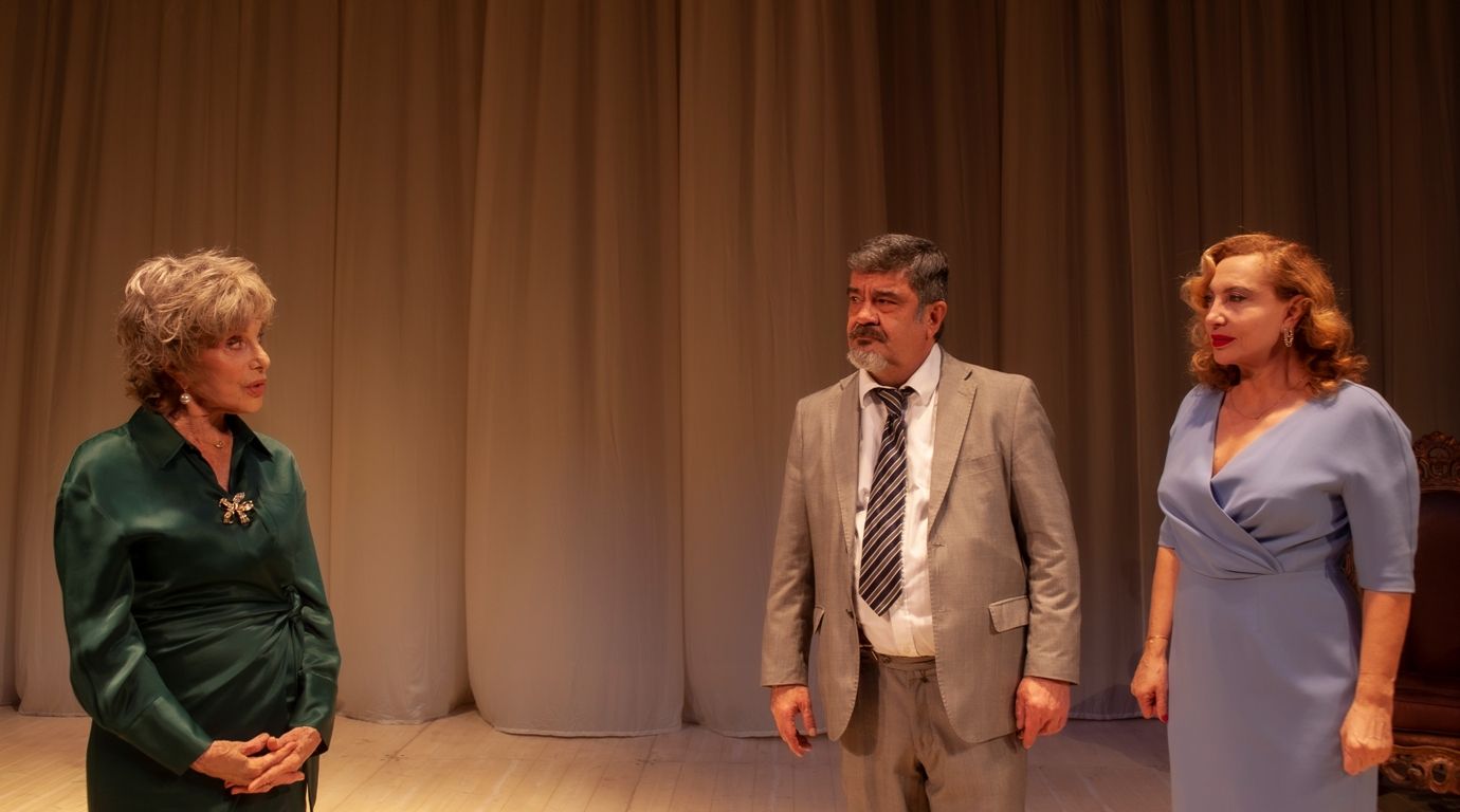 Al Politeama “Mine vaganti” di  Ozpetek