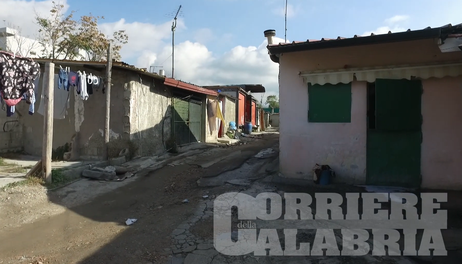 “Superamento” del campo Rom di Scordovillo, la Regione mette sul tavolo altri 8 milioni