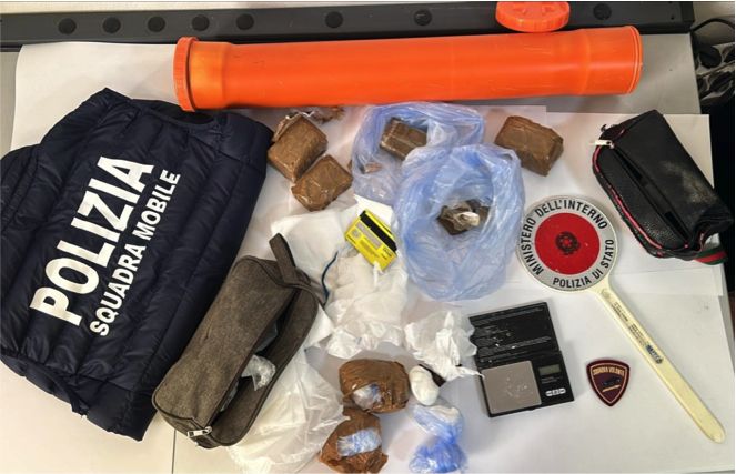 Crotone, sequestro di cocaina e hashish ad Acquabona: un arresto