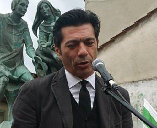 Auto in fiamme, Bova sentito in Procura