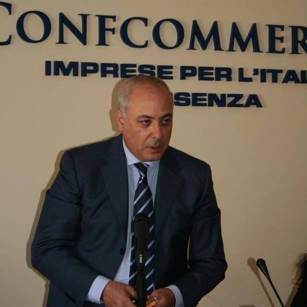 Aiuti ai lavoratori del settore terziario, l'Ente Bilaterale di Cosenza lancia il bando