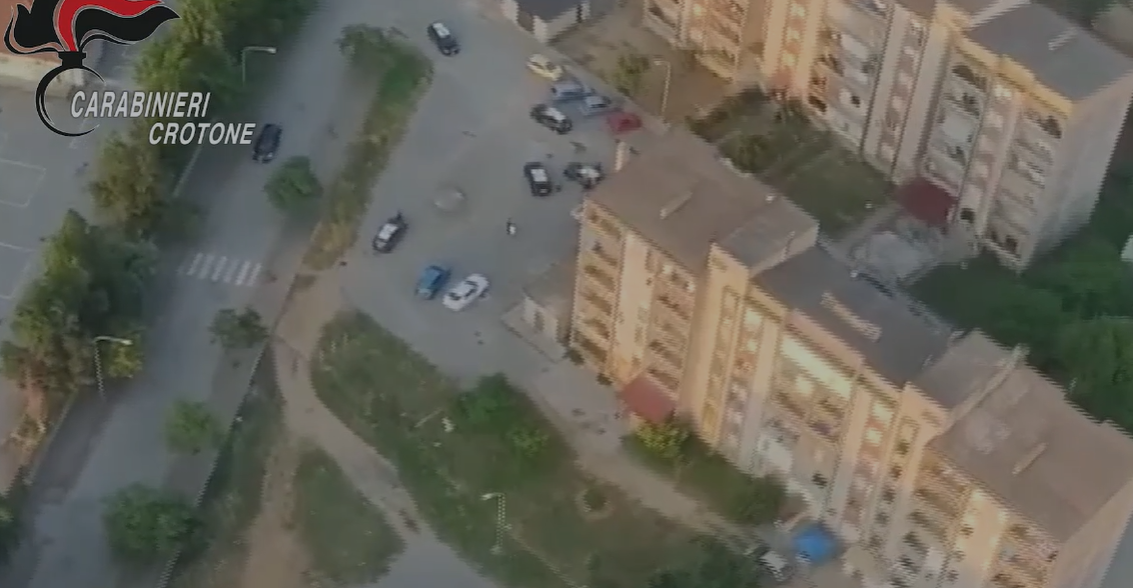 ‘Ndrangheta a Roccabernanda, estorsione e danneggiamenti: tre misure cautelari – NOMI E VIDEO