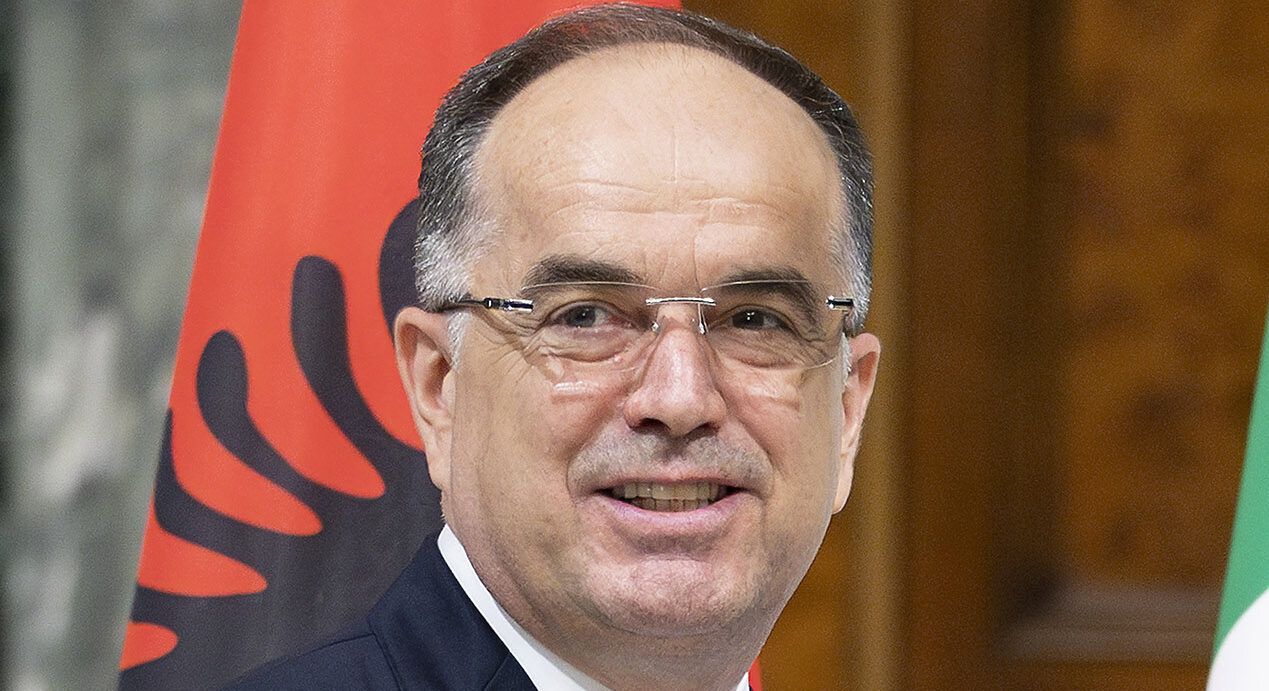 Il presidente albanese Begaj, inaugurerà in Calabria la più grande statua in Italia di Skanderbeg