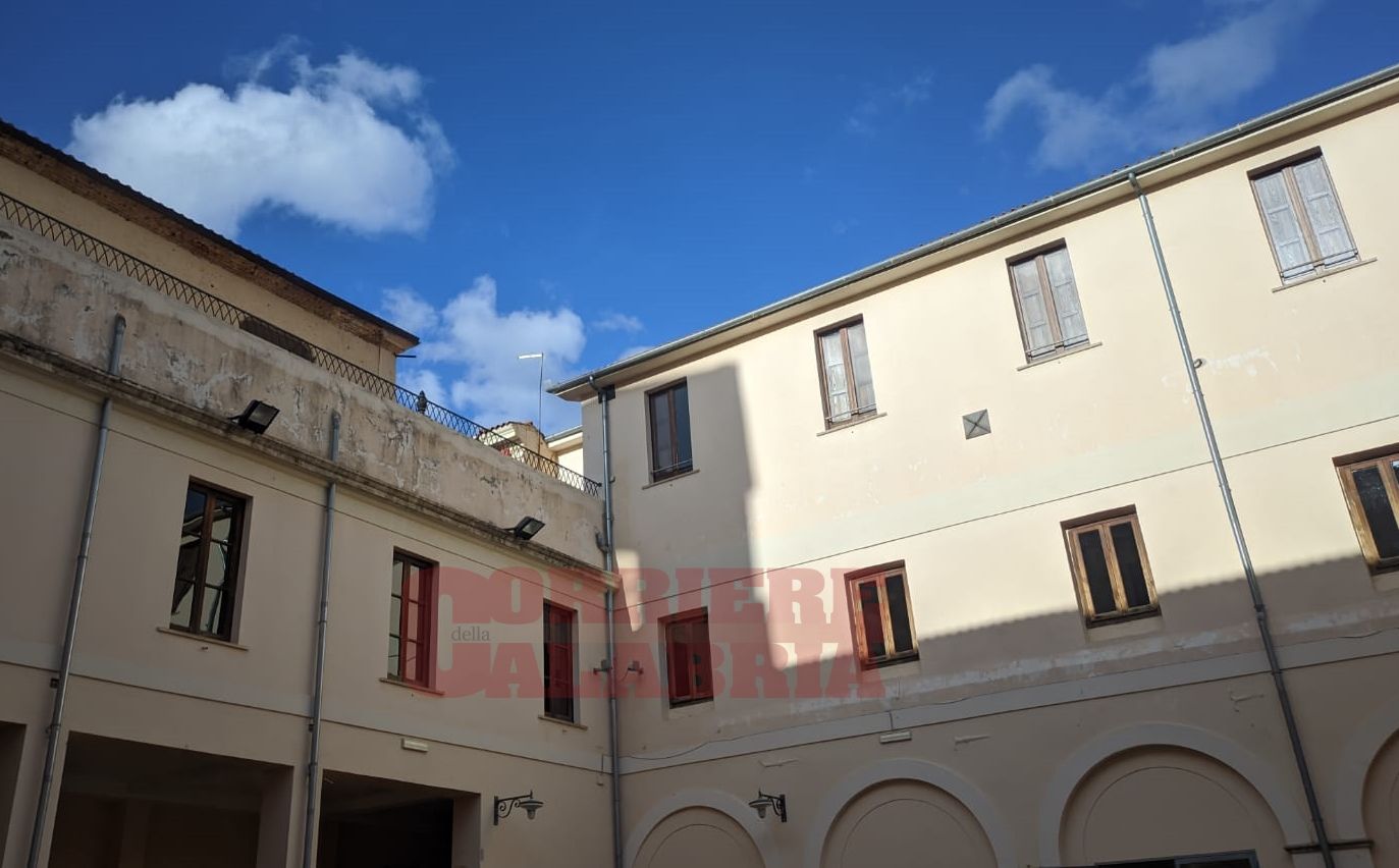 “Il buio dell’anima”, a Lamezia la presentazione del libro di Vincenzo Caserta