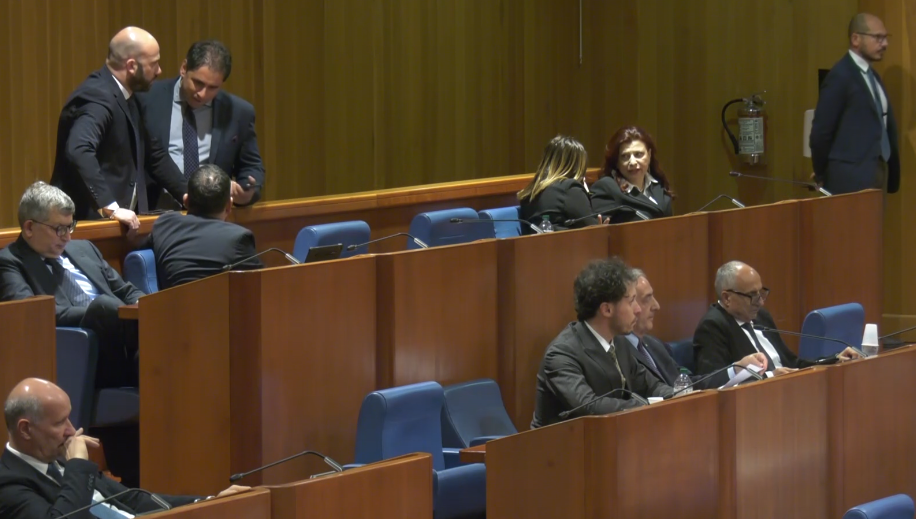 Autoriforme, corsia preferenziale in Consiglio regionale. La maggioranza fissa l’ultimo step