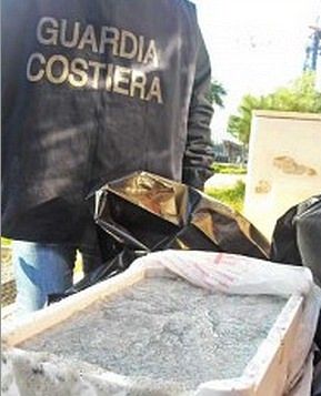 Pesca, a Nicotera protesta contro i controlli sul novellame