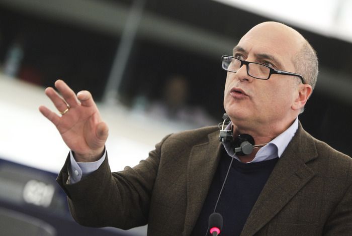 Qatargate, arrestato a Napoli l’europarlamentare Cozzolino