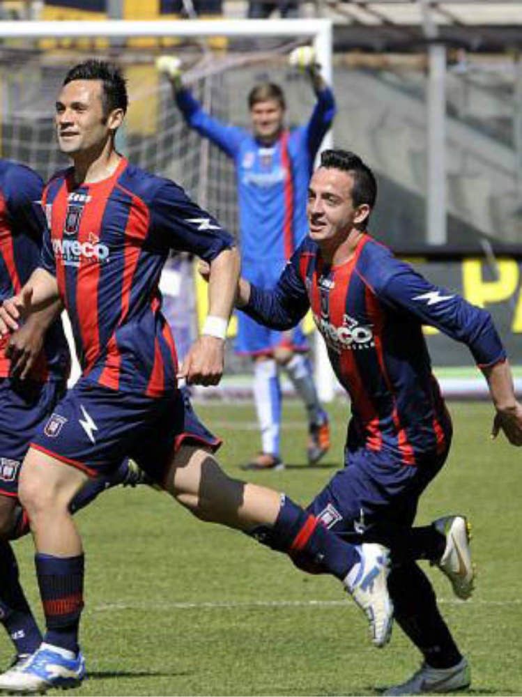 Crotone sconfitto a Cesena per 3-2