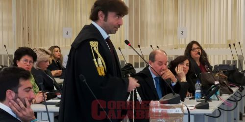 De Bernardo_imponimento_richieste