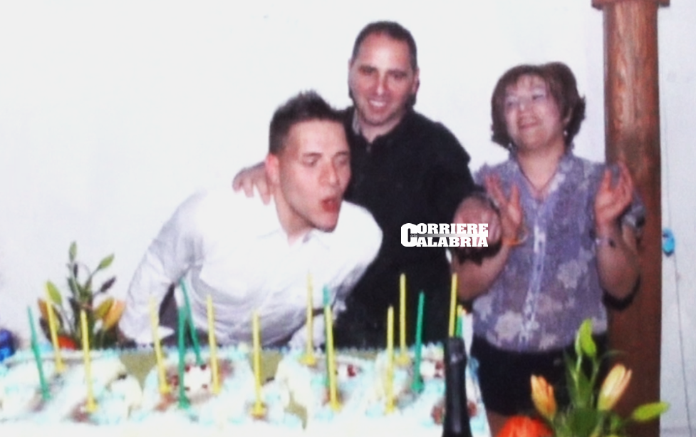 «Trascorreremo il Natale senza Filippo, i suoi assassini mangeranno il panettone» – VIDEO