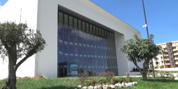 Vibo, finalmente riapre il teatro: «Una primavera per la cultura vibonese» – VIDEO