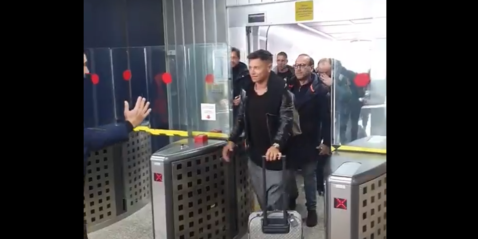 Mauro Zarate sbarca in Calabria: «Ho grande voglia di giocare con il Cosenza» – VIDEO