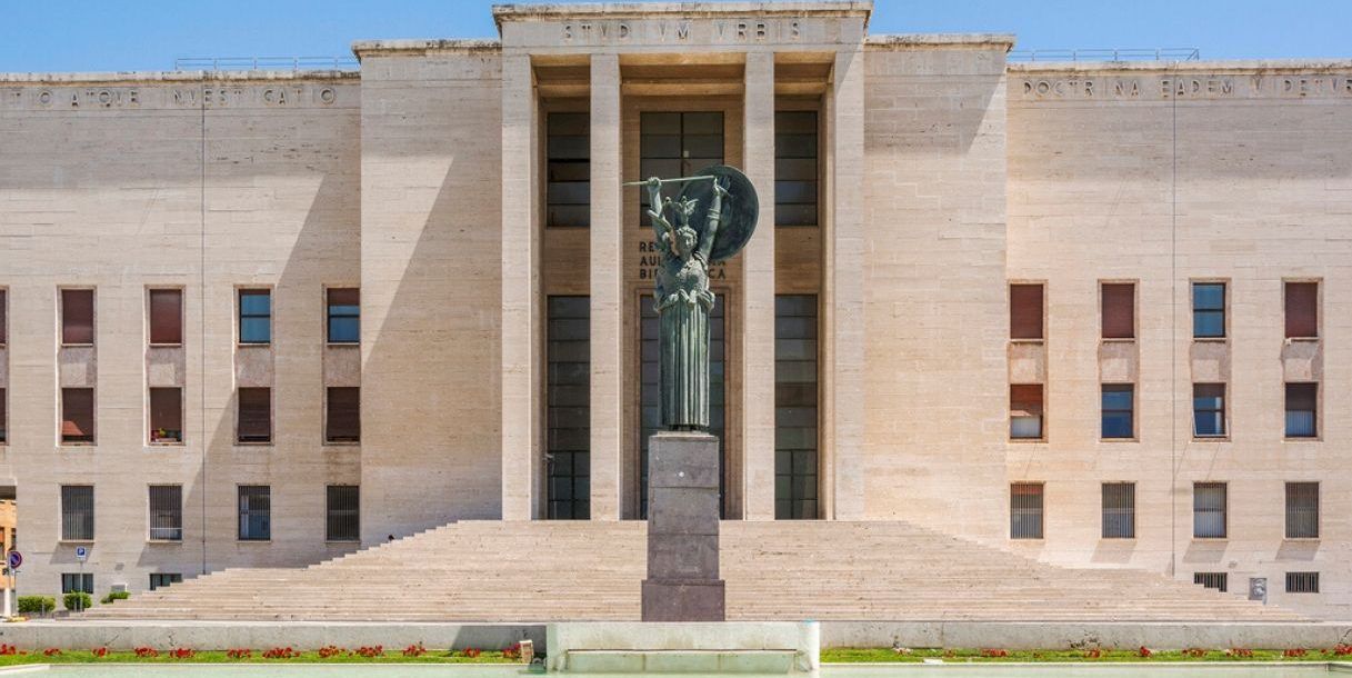 Arretrano le università italiane