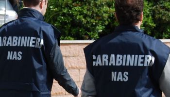 Manodopera fantasma e cibi senza tracciabilità, i carabinieri chiudono un agriturismo