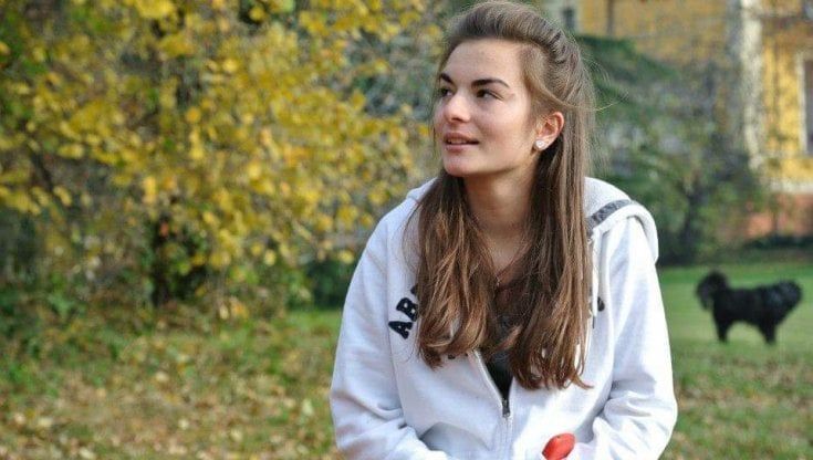 Francia, turista italiana di 27 anni muore colpita da una persiana