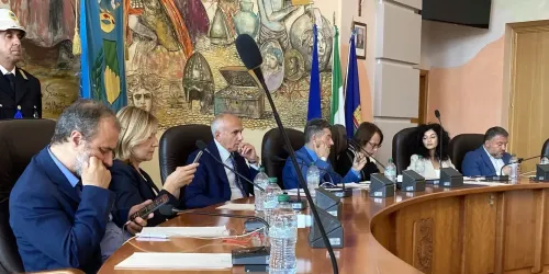 giunta comunale Caruso Locanto