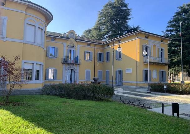 Elezioni tra spari e minacce a Lonate Pozzolo. Candidato anche il figlio di un boss di ‘ndrangheta