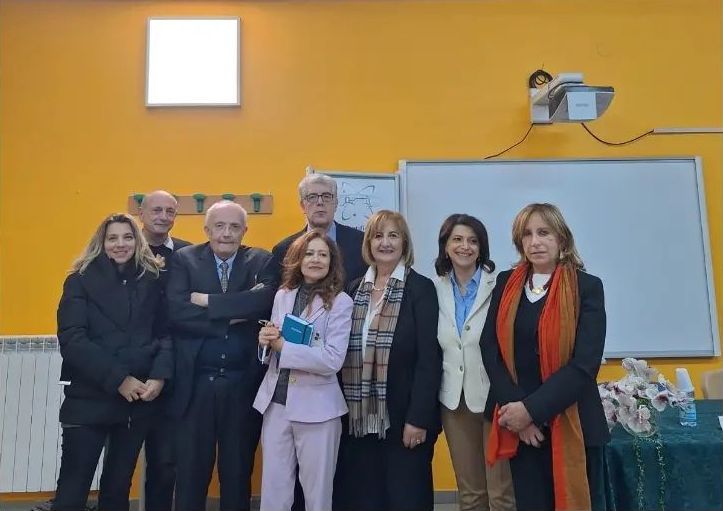 Cosenza, gli alunni dello scientifico “Fermi” discutono di malattie genetiche e tumori