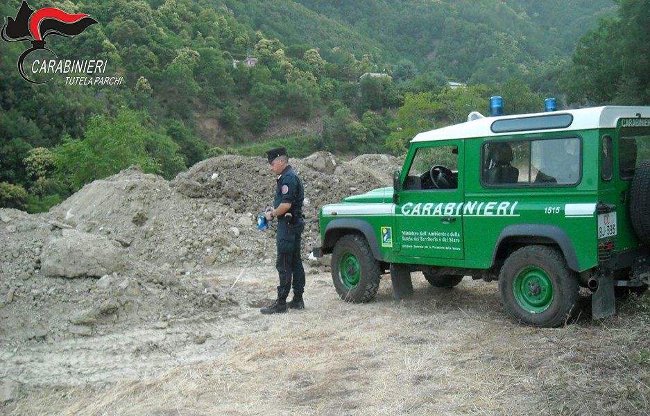 Gestione illecita di rifiuti, quattro denunce a Petilia Policastro