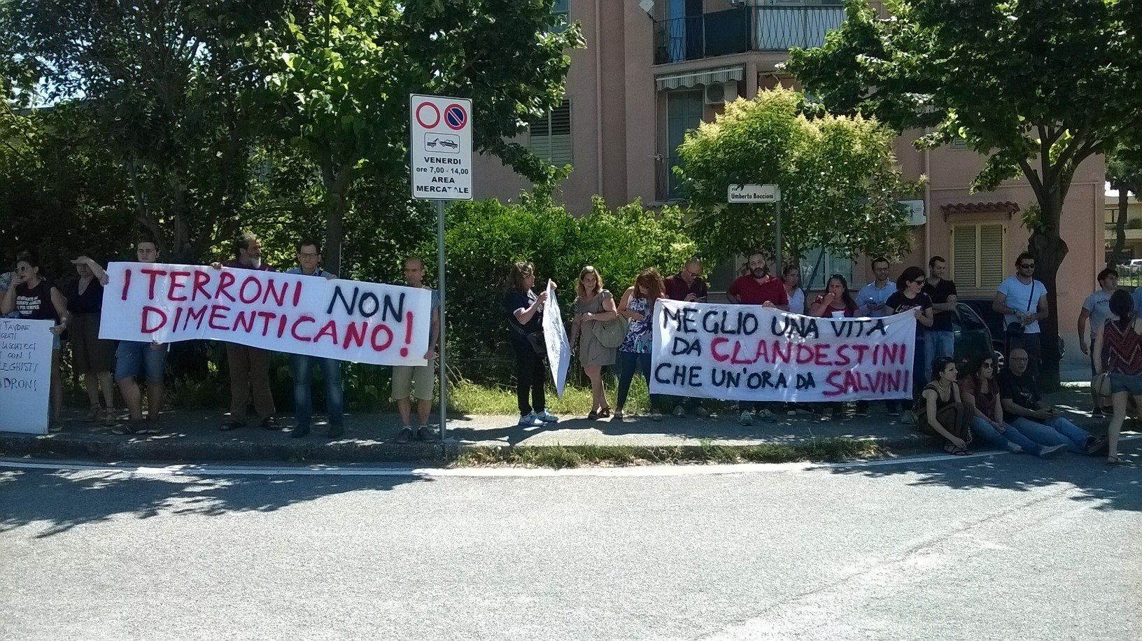 Lamezia "accoglie" Salvini: «I terroni non dimenticano»