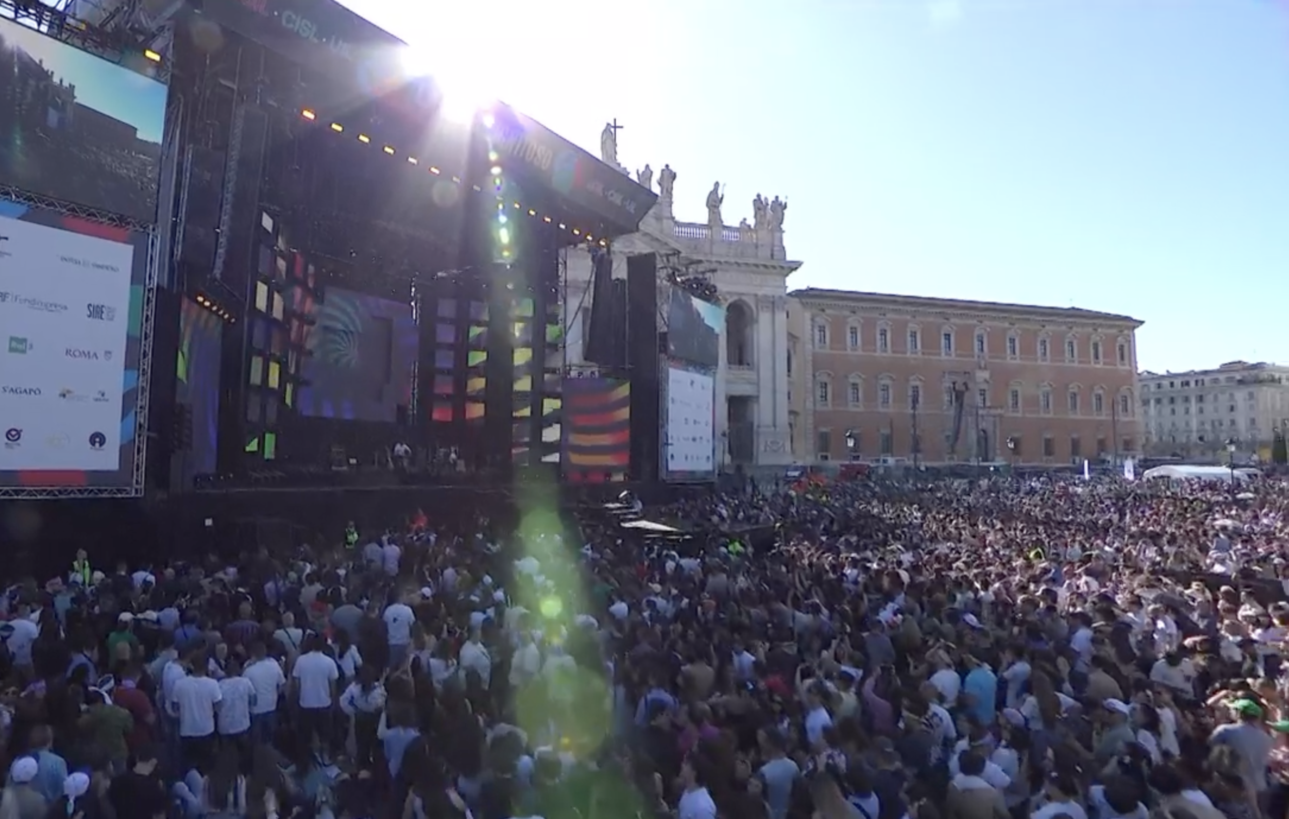 A Piazza San Giovanni migliaia di giovani per lavoro e futuro