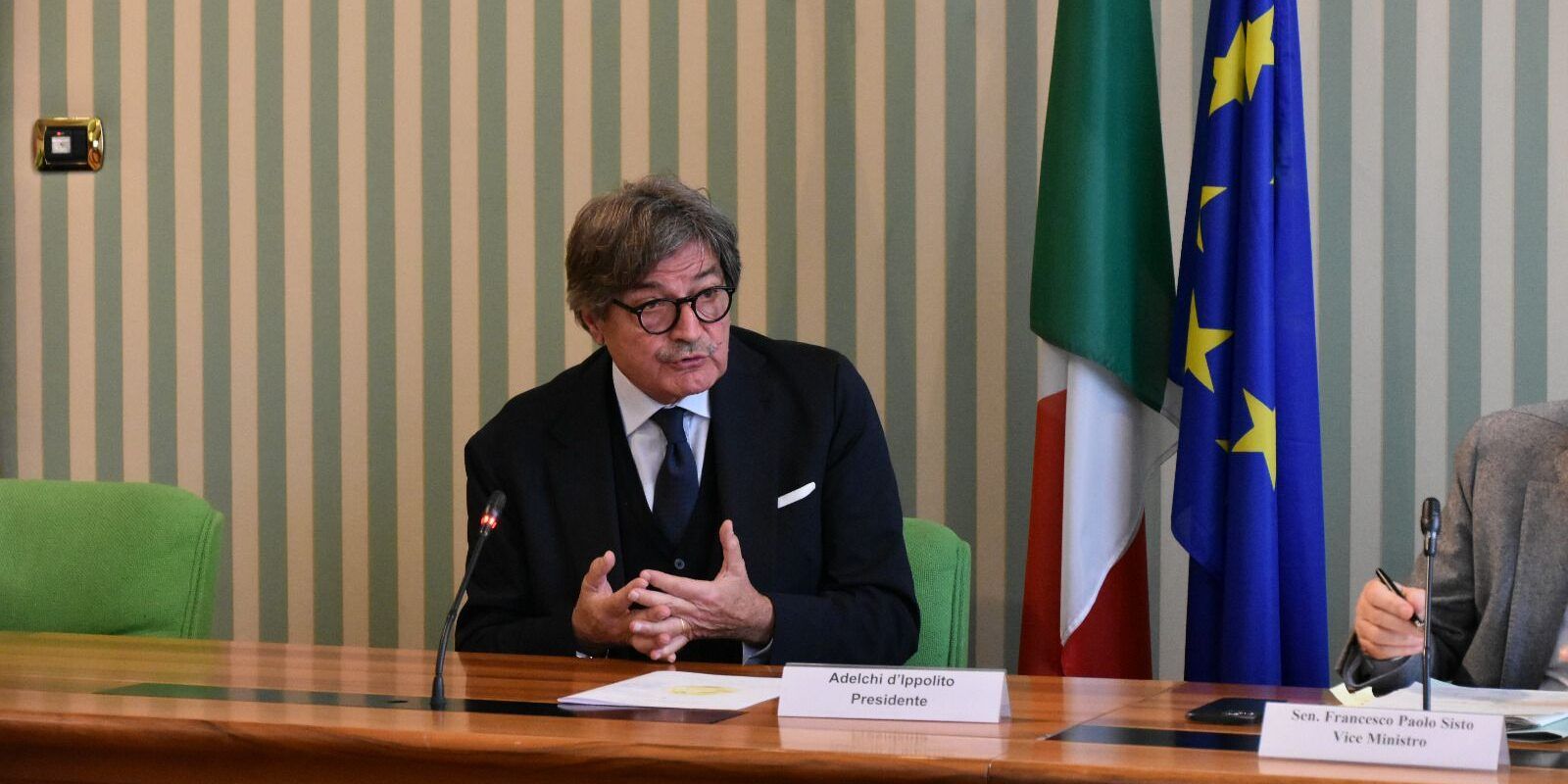 D’Ippolito: «Esami superflui e liste d’attesa troppo lunghe. Basta con le aggressioni giudiziarie ai medici»