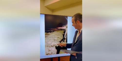 Schiuma in mare, Occhiuto non si fida: «Temo non sia fenomeno naturale ma inquinamento, andrò fino in fondo» - VIDEO