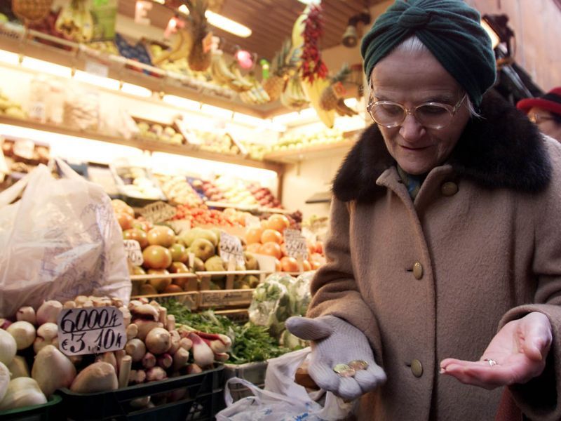 «Paolo Mieli e la vecchina. Quanto ci costano i guerrafondai»