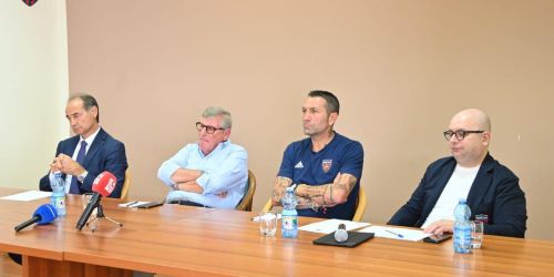 cosenza_calcio_conferenza