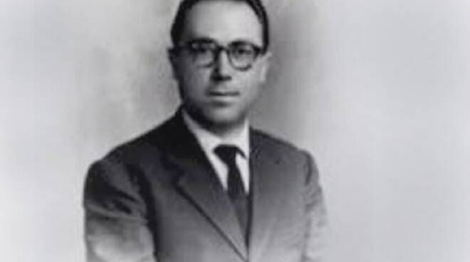 «Tutta Cetraro sa chi mi ha sparato». T-shirt shock per ricordare Giannino Losardo