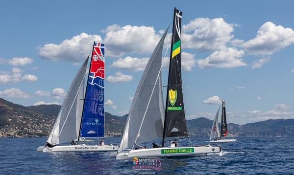 Al via la seconda edizione del Marina Militare Nastro Rosa Tour