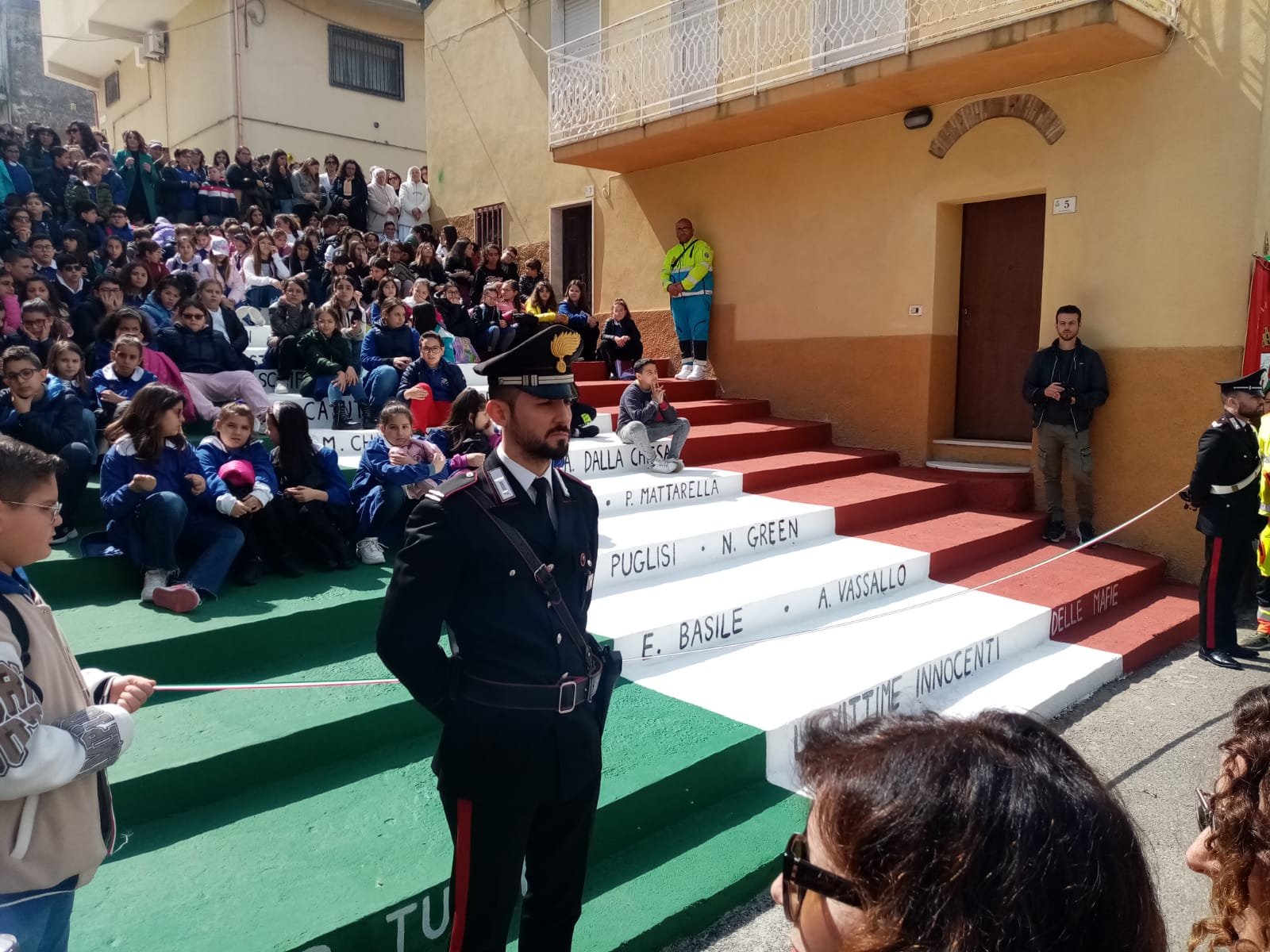 Lotta alle mafie. Strongoli ha la “sua” scalinata della legalità – VIDEO