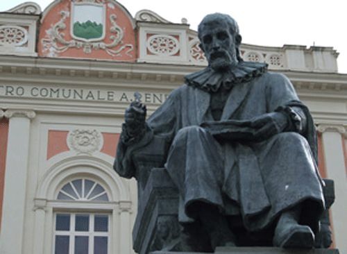 «Le notizie vere (e le bufale) sul patrimonio culturale distrutto a Cosenza»