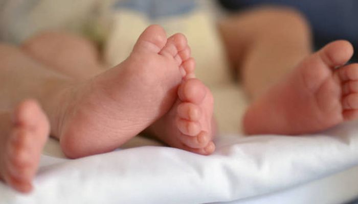Nascita speciale al Gom di Reggio Calabria: tre gemelli nati con taglio cesareo