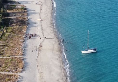 Migranti, in 92 sbarcano a Badolato – VIDEO