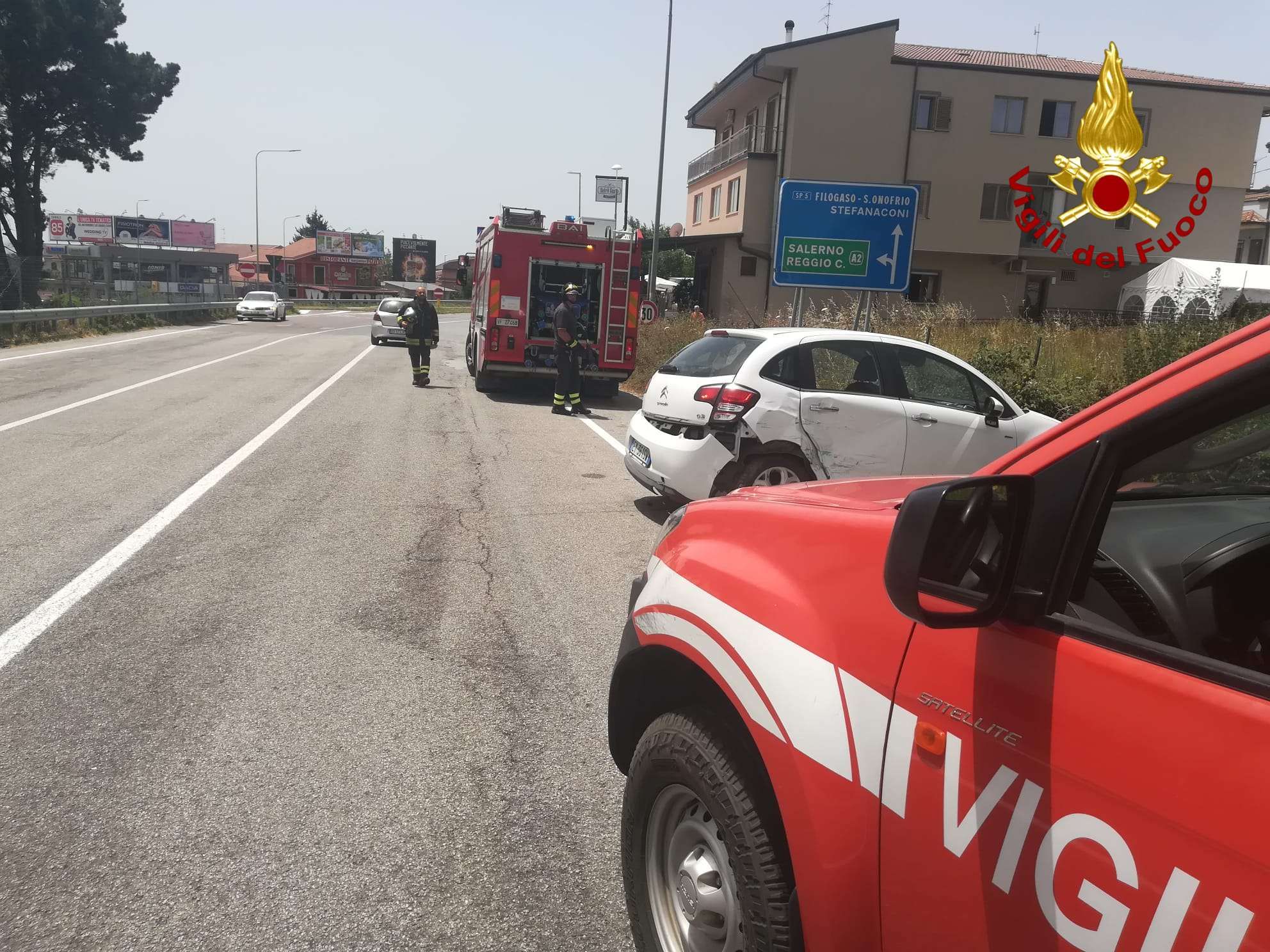 Scontro tra due auto nel Vibonese