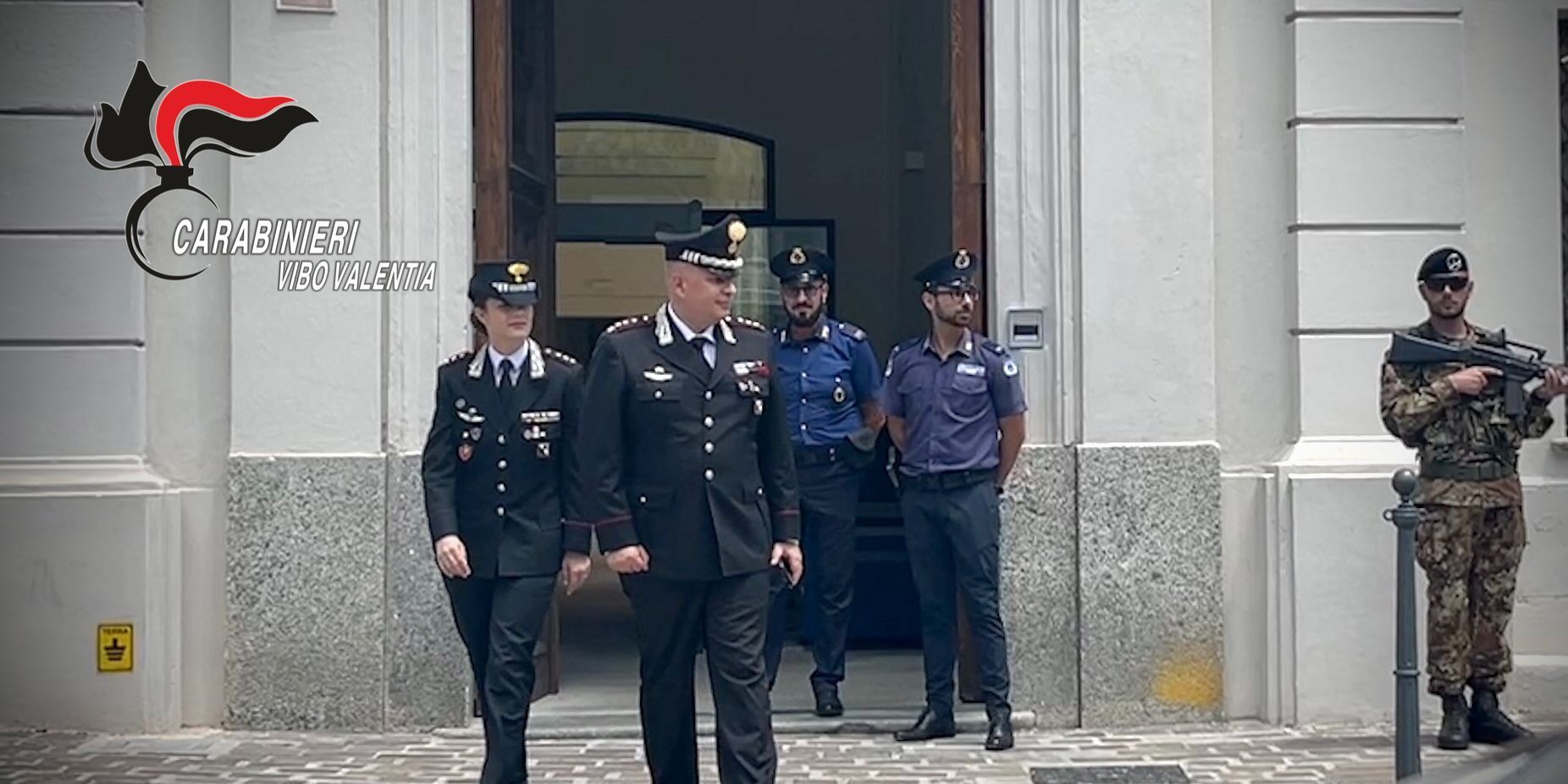 ‘Ndrangheta, blitz dei carabinieri di Vibo in tutt’Italia: 84 misure – NOMI e VIDEO