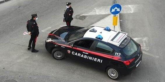 Cosenza, autista dell’Amaco beccato mentre saccheggia un distributore di biglietti