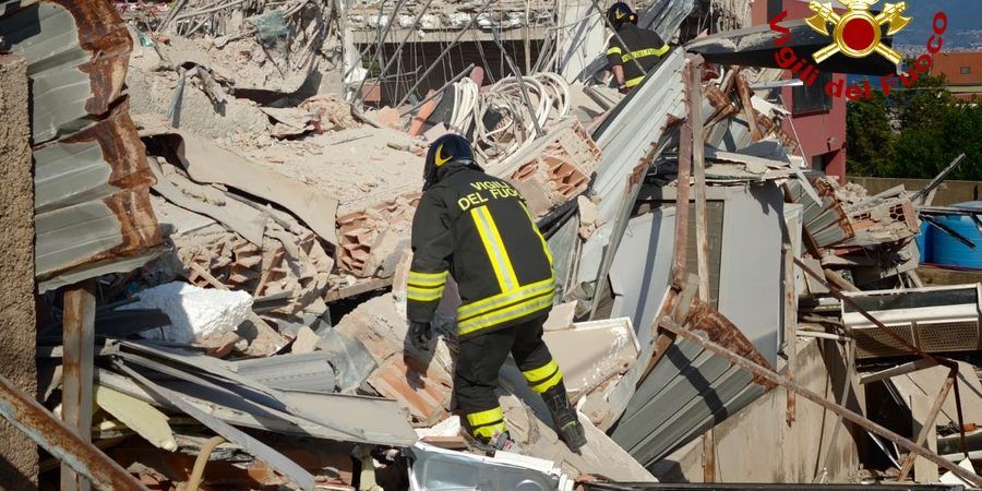 Palazzo crollato a Messina, si cercano 5 dispersi