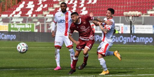 Serie B, Sconfitta per la Reggina e il Cosenza pareggia