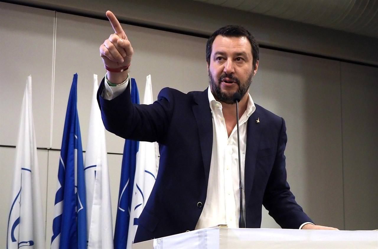 Salvini a Catanzaro, sinistra e movimenti alzano le barricate
