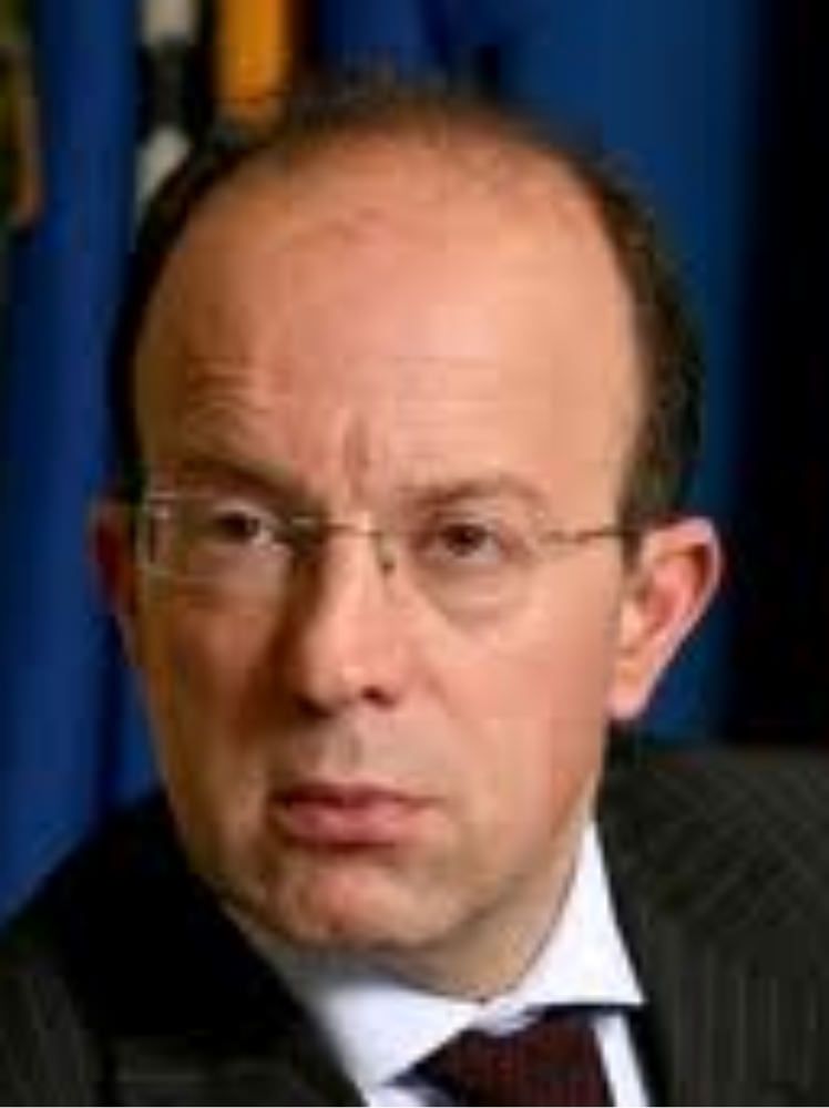 Pdl, Pacenza sbotta e si autocandida a Crotone